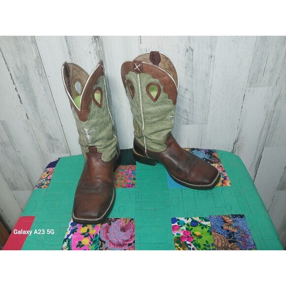 Twisted X Green Cross 12\